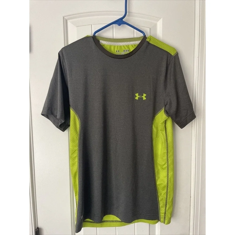 UNDER ARMOUR Gray & Neon Yellow ATHLETIC Fitted HEAT GEAR Shirt Size M